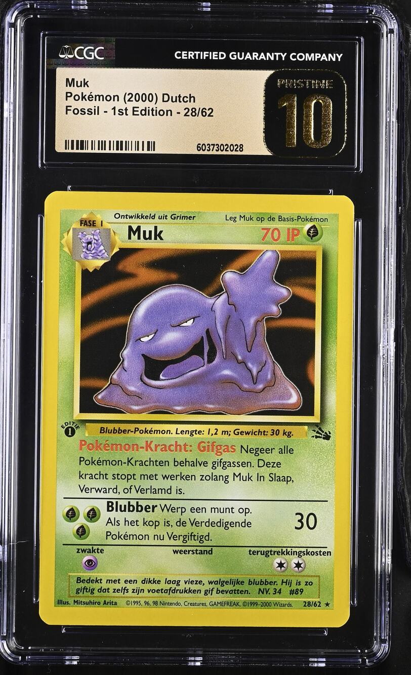 CGC 10 PRISTINE Muk 1st Edition 28/62 Pokémon 2000 Dutch Fossil Rare (PSA/BGS)